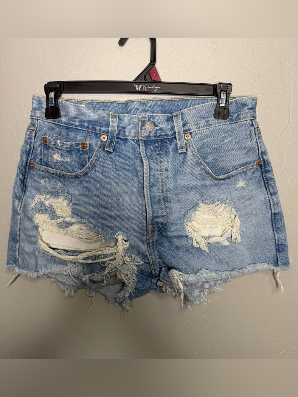 Levi’s Women’s Button Fly Distressed High Rise Denim Jean Shorts Sz 27